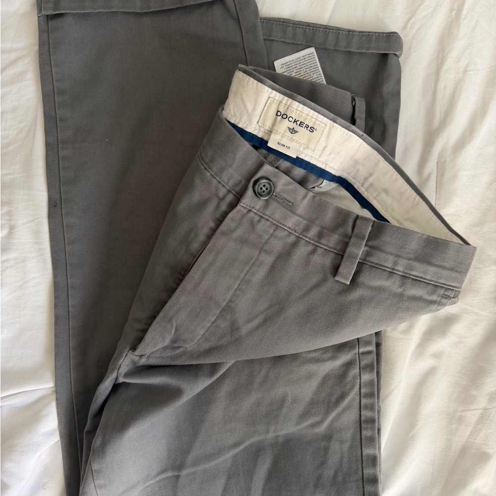 Dockers Men's Classic Gray Chinos